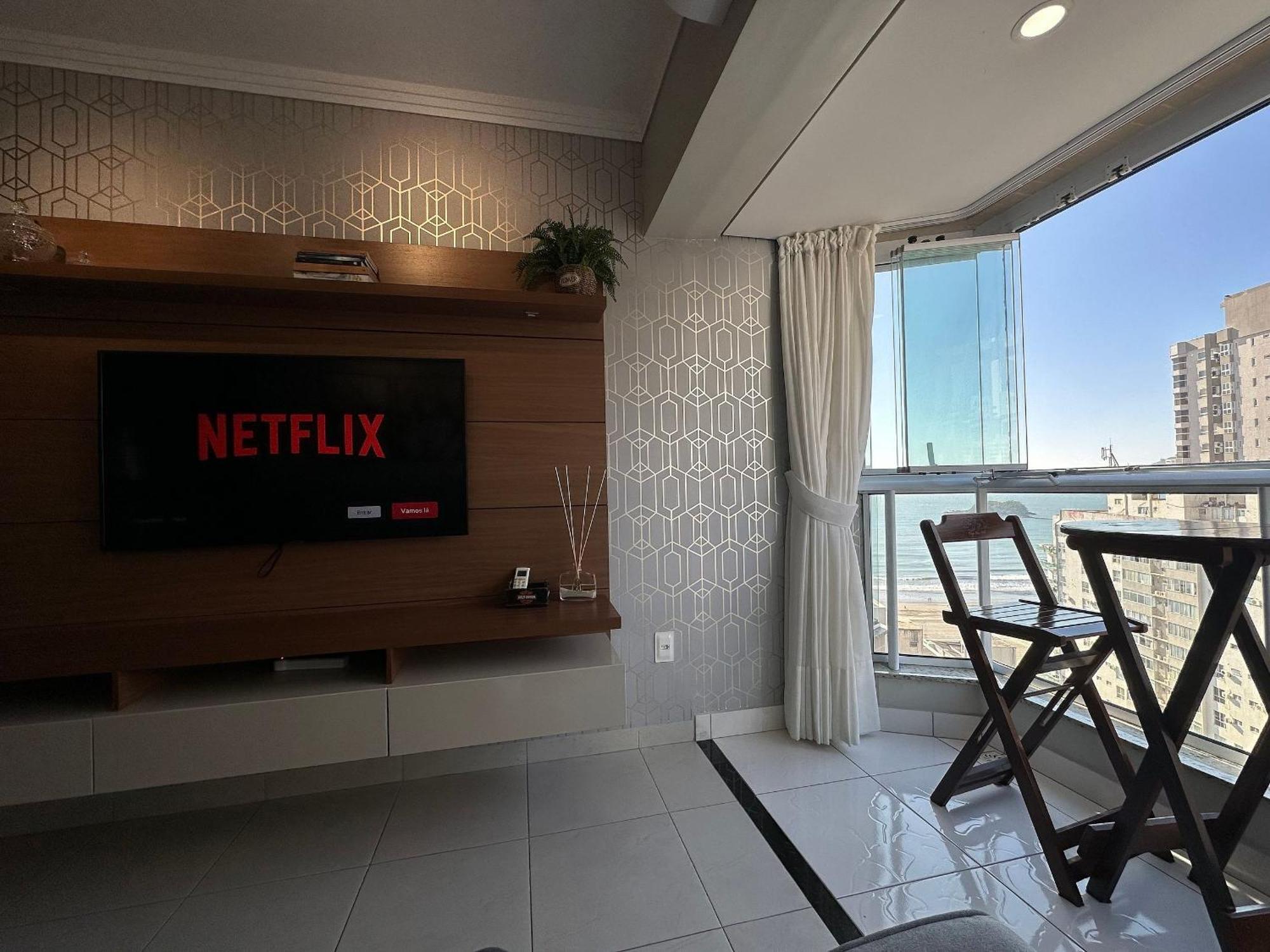 Apartamento Mrs001 - Vista Mar, 2 Quartos Sendo 1 Suíte, Centro, Super Completo, Garagem Caminhonete E Internet Rápida